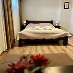 بيت ضيافة Korona