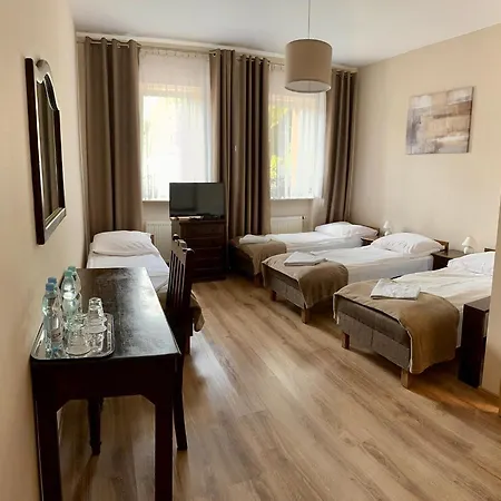 Hotelik Korona Гостевой дом 2*