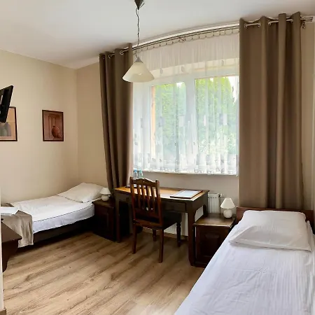 Hotelik Korona Гостевой дом 2*