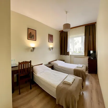 Hotelik Korona Рашин